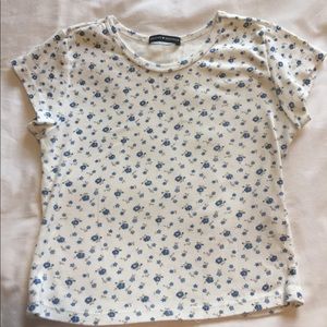 Brandy Melville Flowered t-shirt